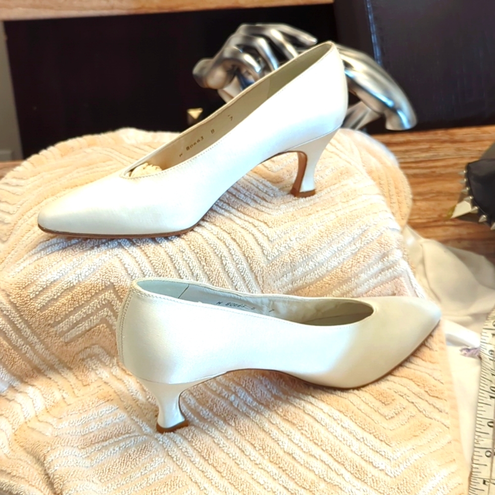 Stuart Weitzman White Slip On Heel - image 2